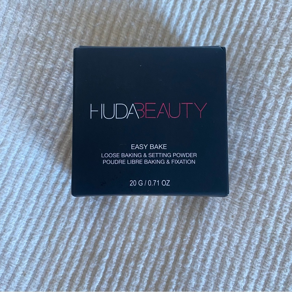 NWT HUDA BEAUTY POUND CAKE SETTING POUNDER